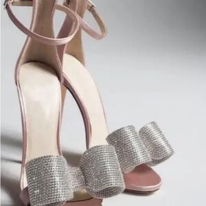 Elegant Pink Strappy Heels with Rhinestone Bow